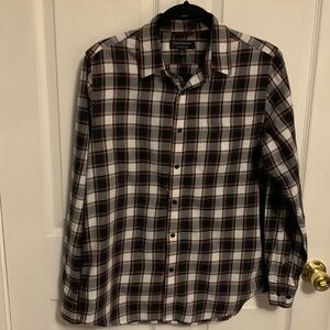 Banana Republic Plaid Lightweight Flannel Shirt